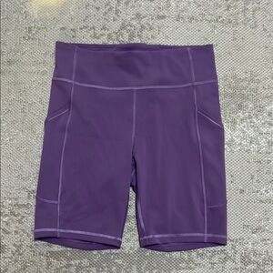 Lululemon Women's Invigorate High-Rise Short Sz 8 Grape Mauve
